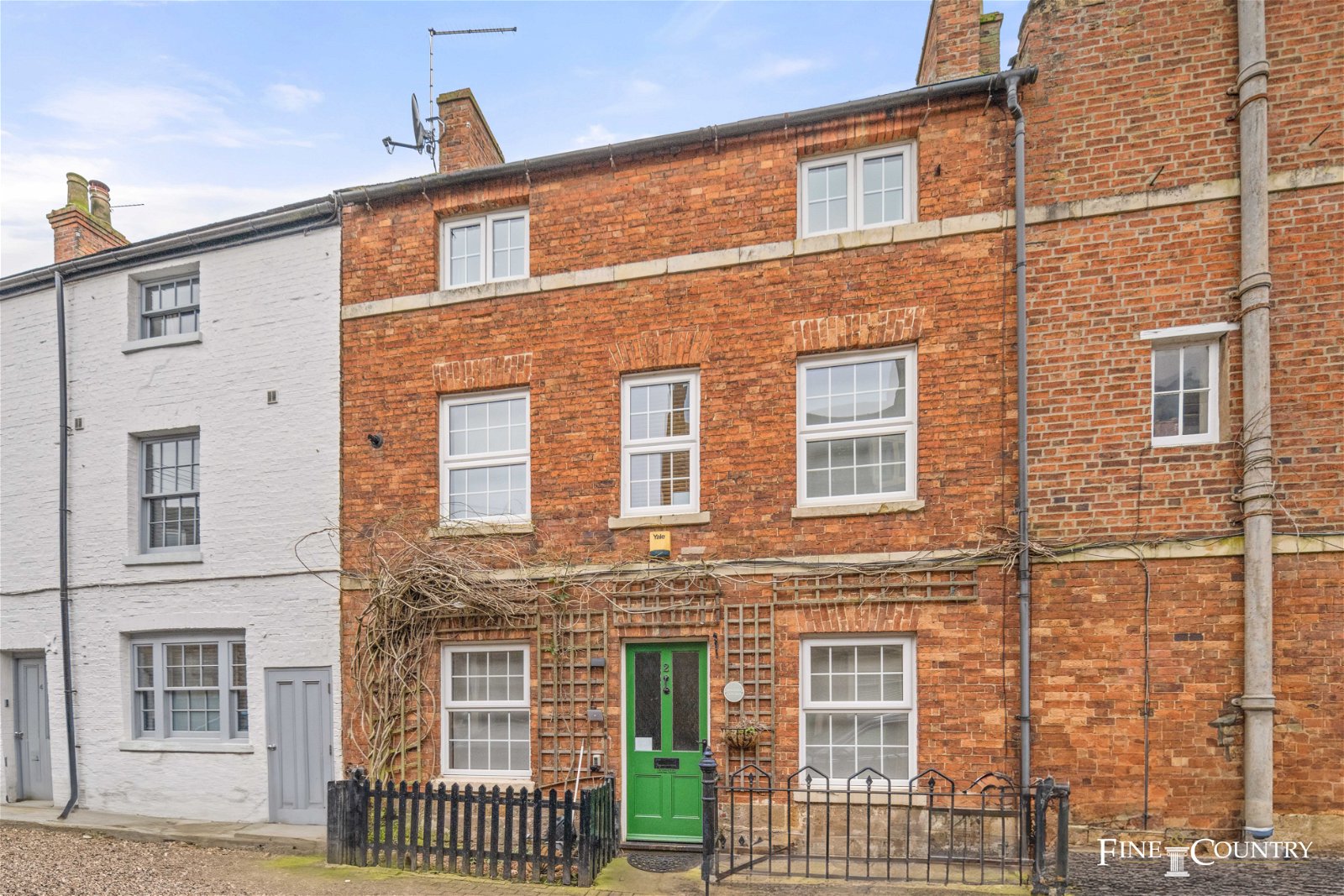 Townhouse for sale with 3 bedrooms, Uppingham Fine & Country