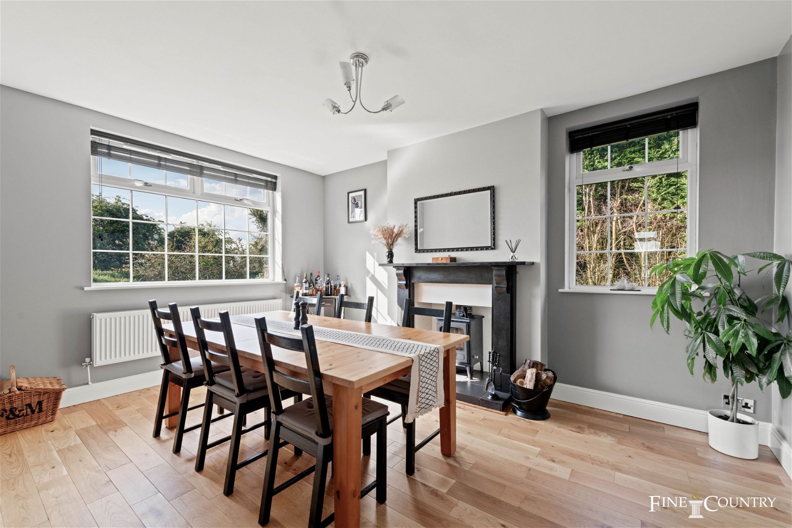 Detached House for sale with 4 bedrooms, Crowland Fine & Country