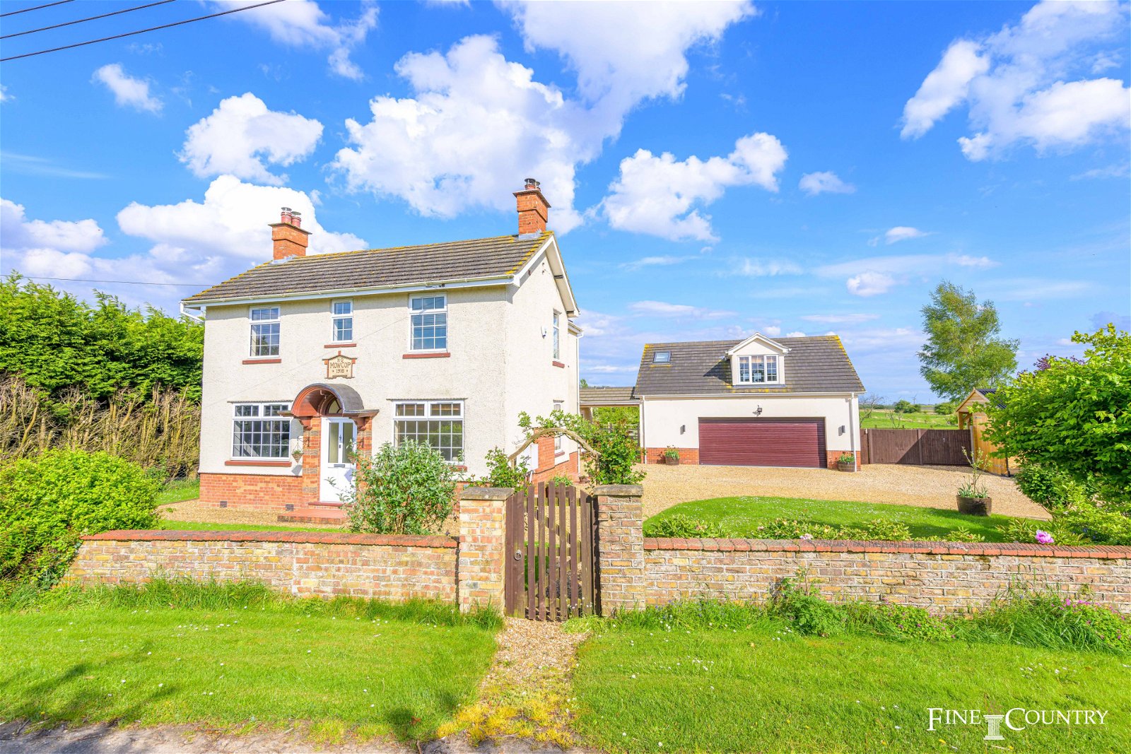 Detached House for sale with 4 bedrooms, Crowland Fine & Country