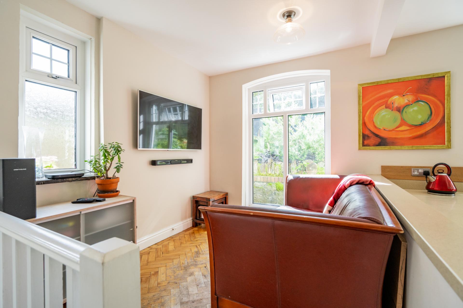 SemiDetached House for sale with 5 bedrooms, Pendine, 316 Mumbles Road