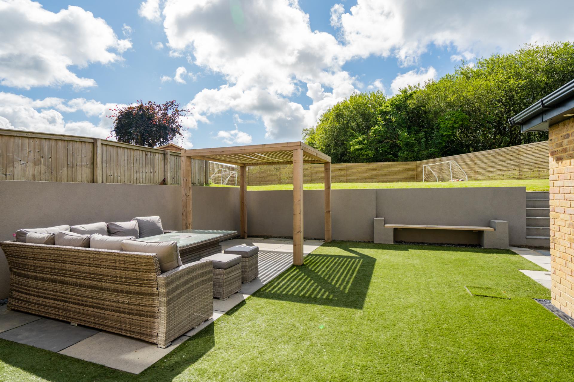 Detached House for sale with 5 bedrooms, Five Road, Horeb Fine & Country