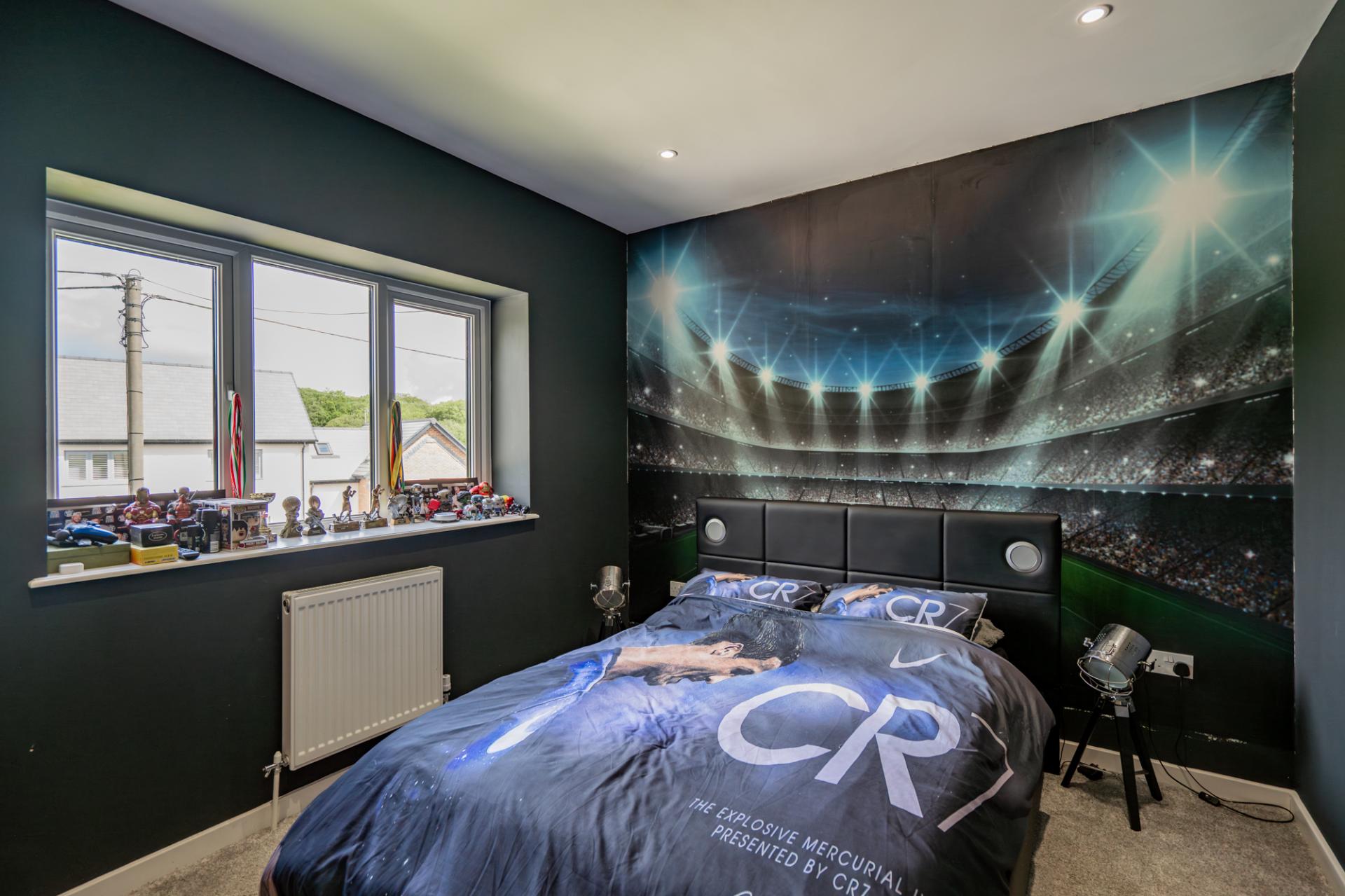 Detached House for sale with 5 bedrooms, Five Road, Horeb Fine & Country