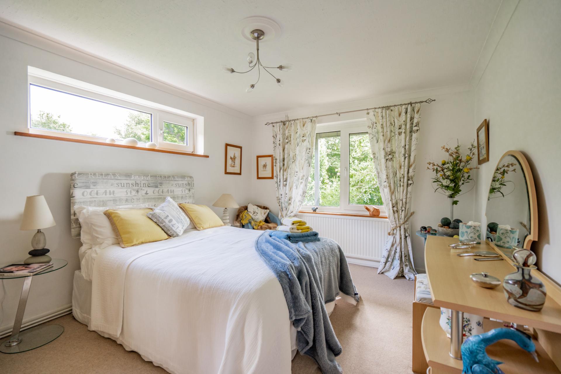 Detached House for sale with 4 bedrooms, 2 The Boarlands, Port Eynon