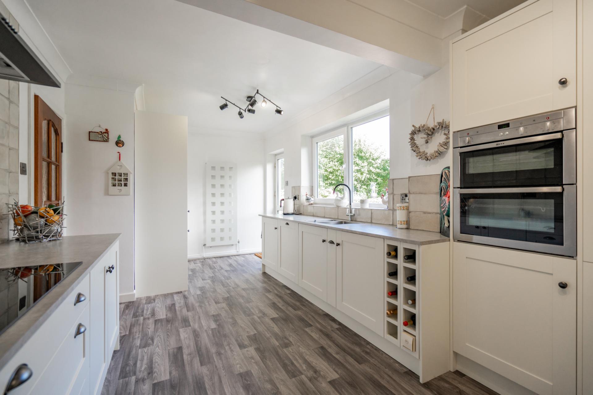 Detached House for sale with 4 bedrooms, 2 The Boarlands, Port Eynon