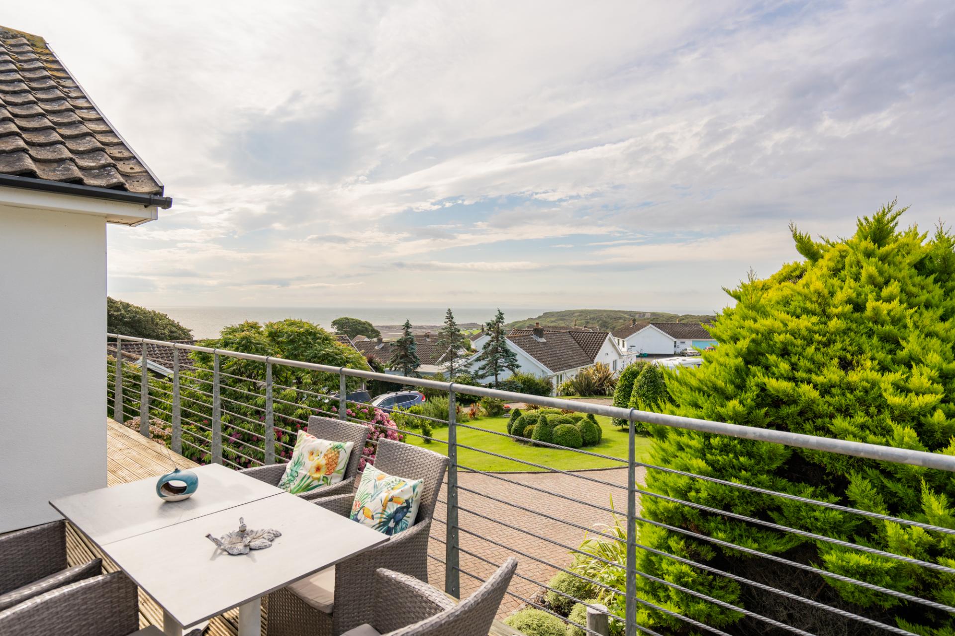 Detached House for sale with 4 bedrooms, 2 The Boarlands, Port Eynon