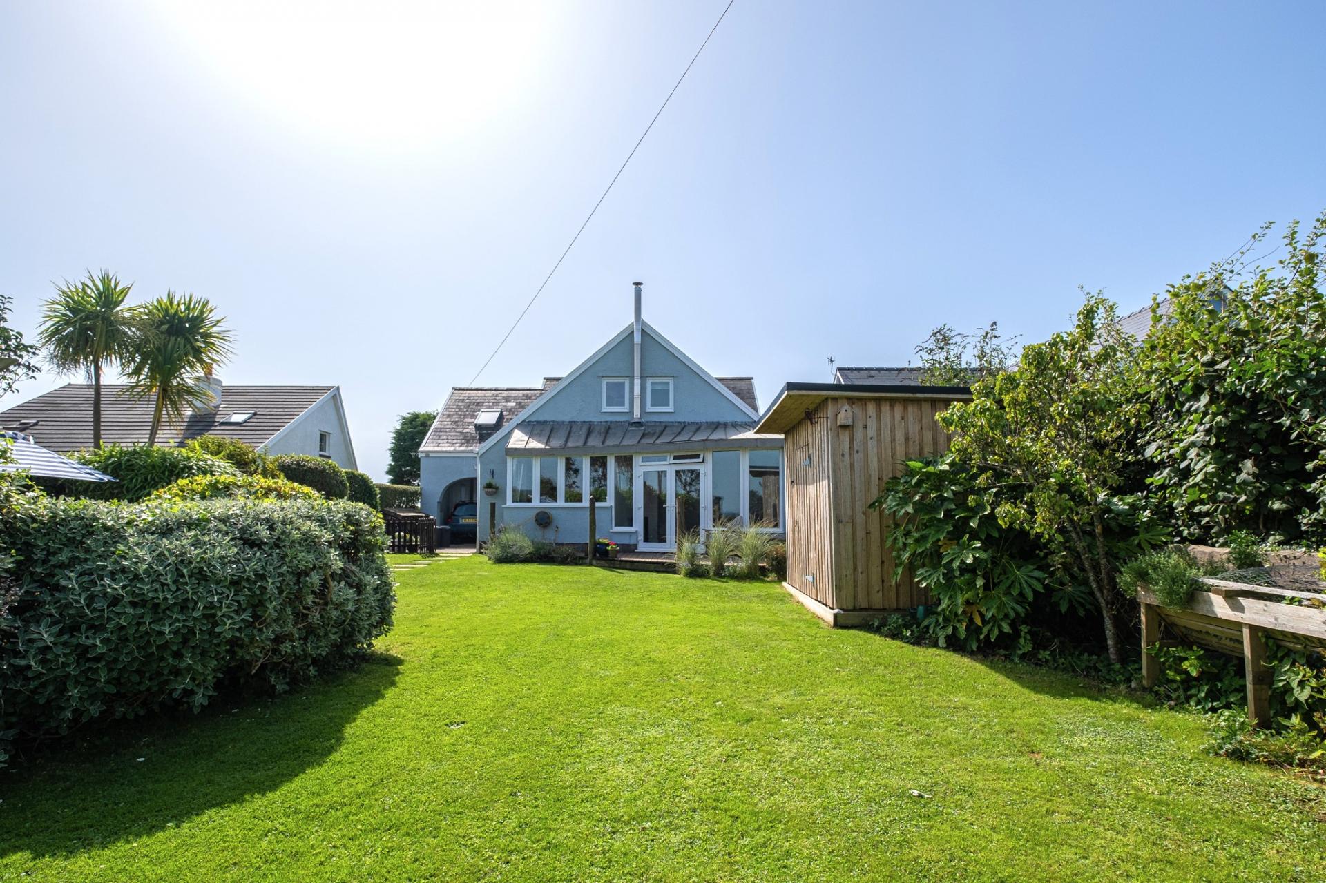 Detached House for sale with 5 bedrooms, 27 East Cliff, Pennard Fine