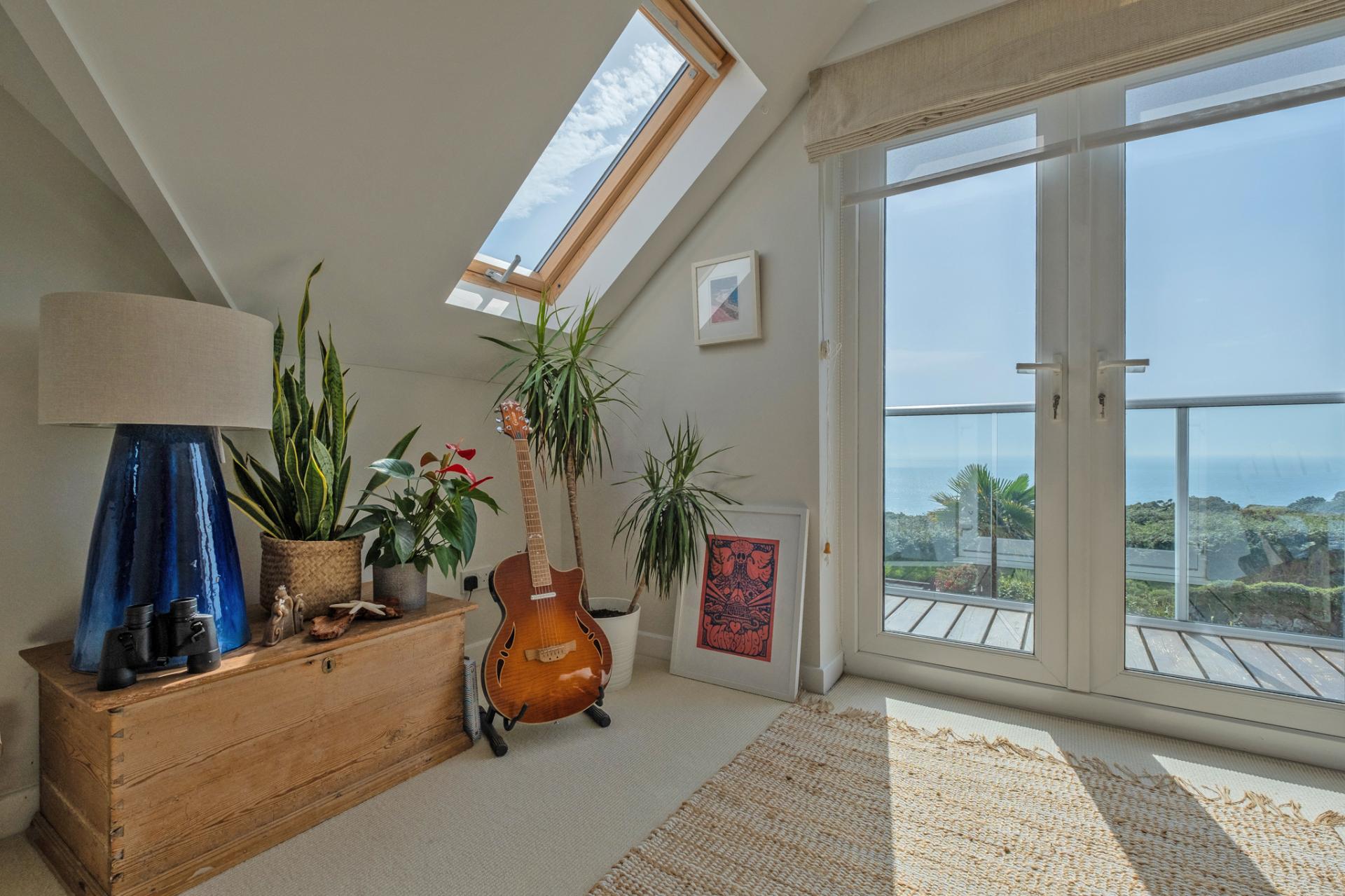 Detached House for sale with 5 bedrooms, 27 East Cliff, Pennard Fine