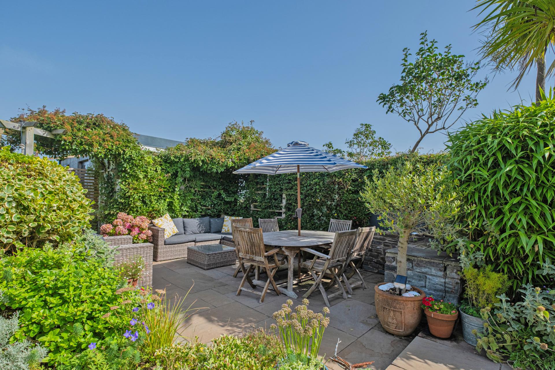 Detached House for sale with 5 bedrooms, 27 East Cliff, Pennard Fine