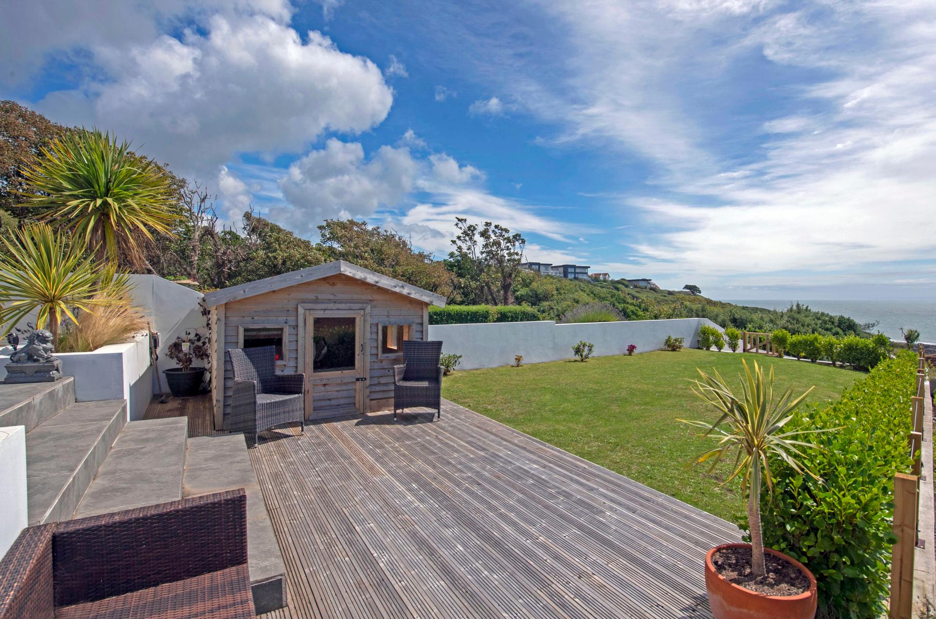 SemiDetached House for sale with 4 bedrooms, 1 The Mount, 5 Langland