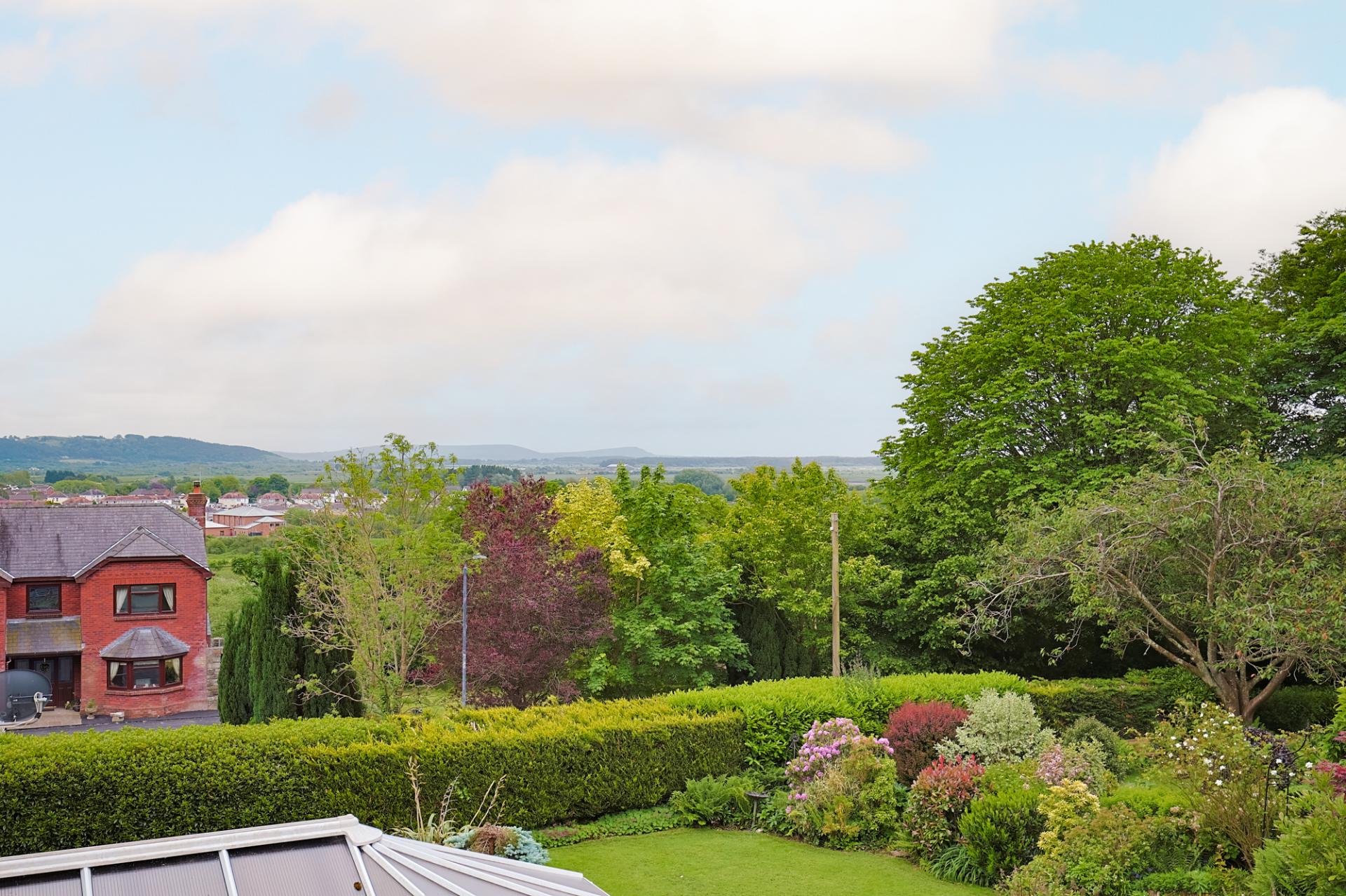 SemiDetached House for sale with 4 bedrooms, Arlais House, Kidwelly