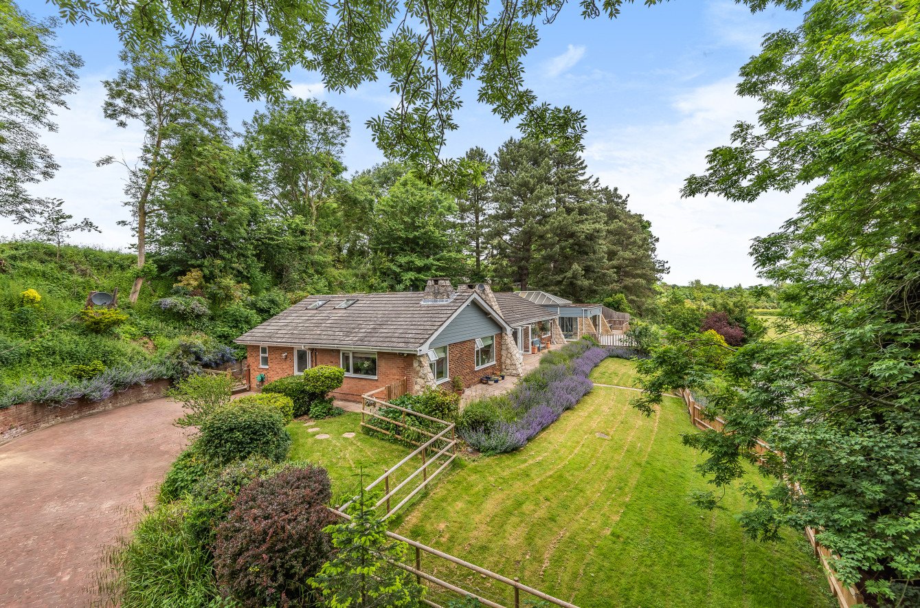 4 bedroom Detached House for sale in Kent