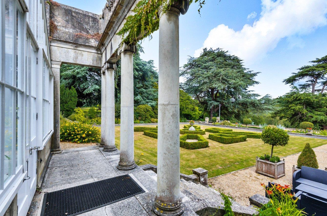 Apartment for sale with 2 bedrooms, Stunning Manor House Conversion