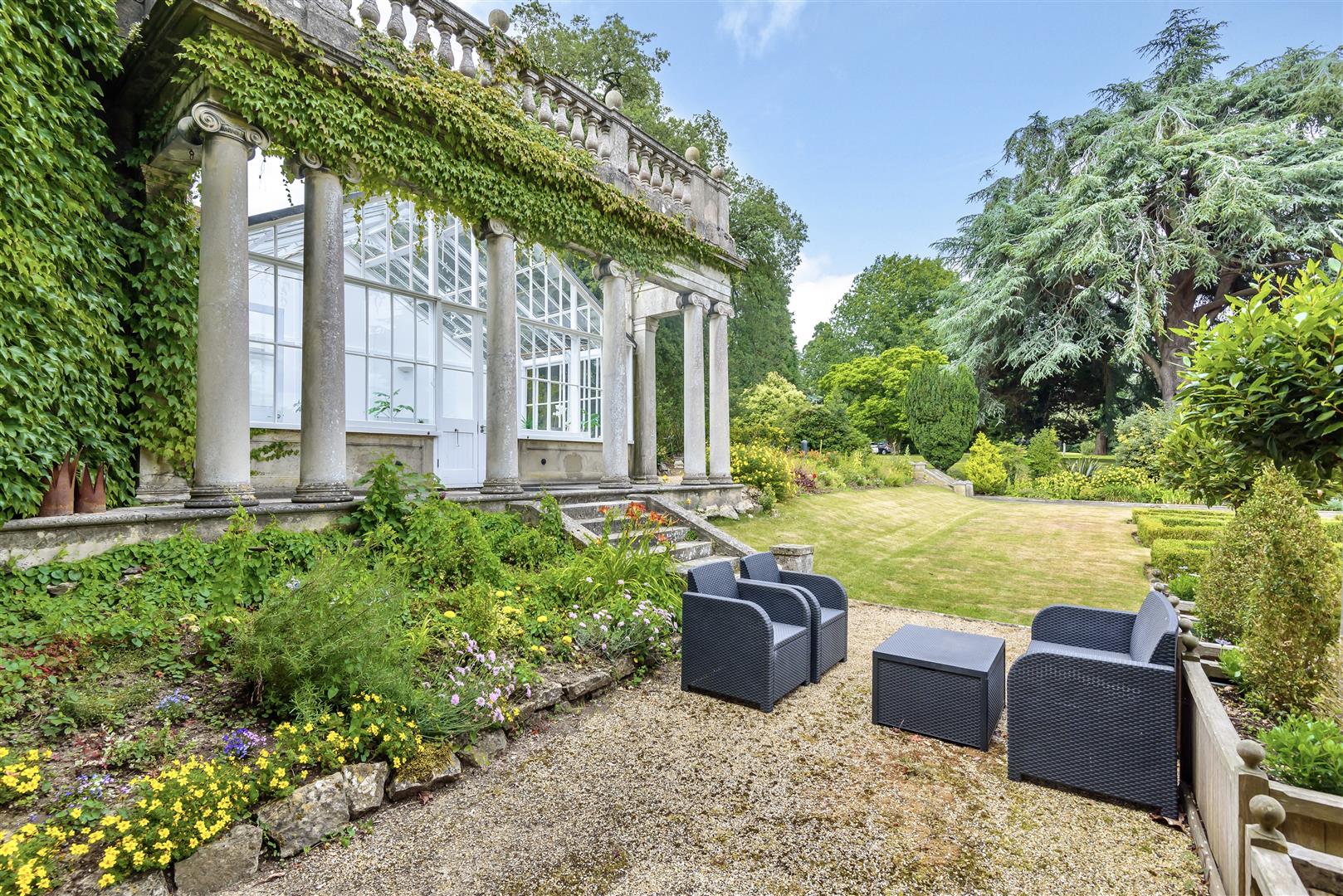 Apartment for sale with 2 bedrooms, Stunning Manor House Conversion