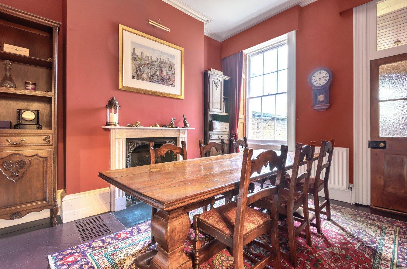 Terraced House for sale with 6 bedrooms, Elegence Royal