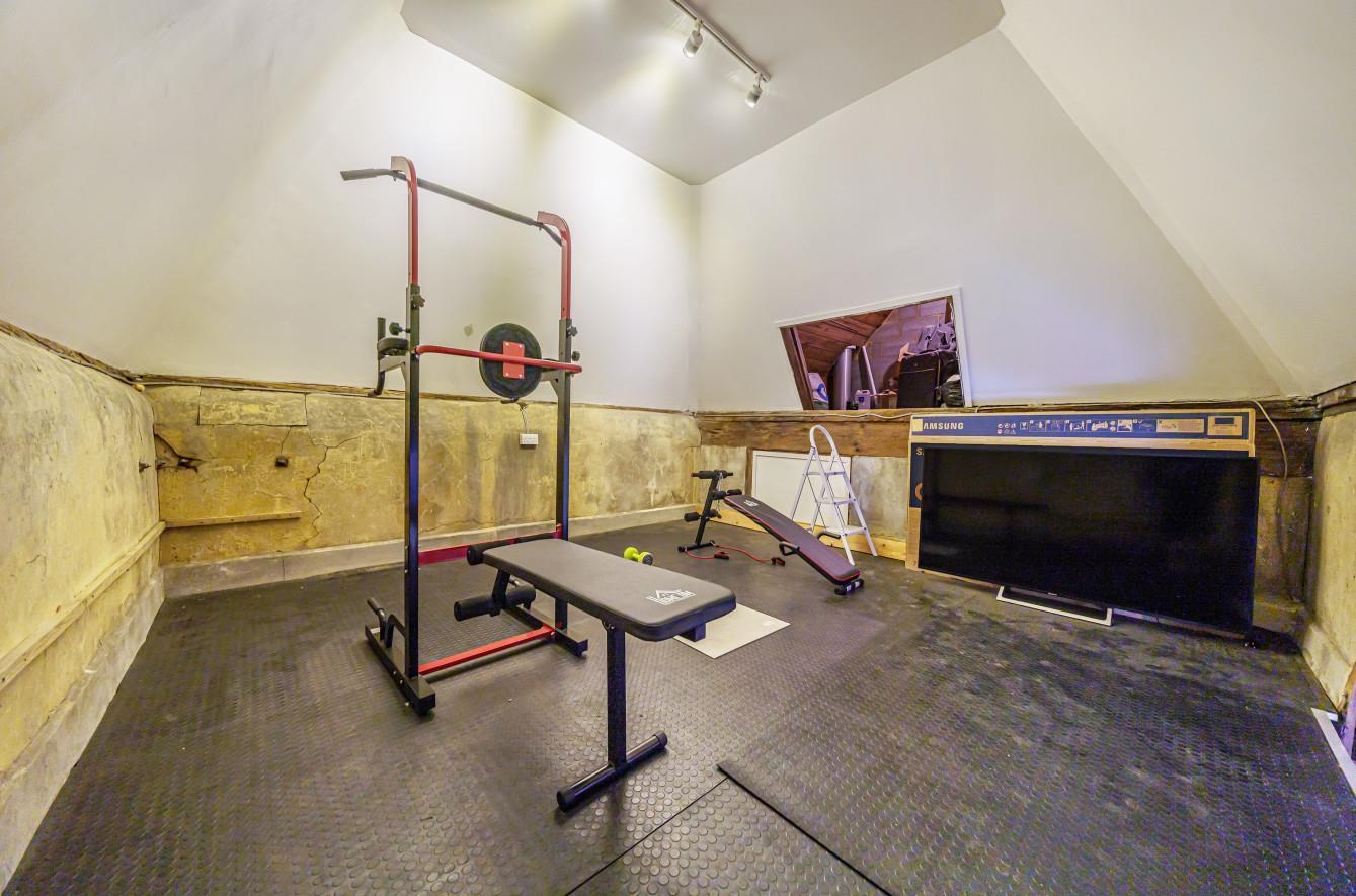 SemiDetached House for sale with 4 bedrooms, Beautiful 4,200+ SQ/FT