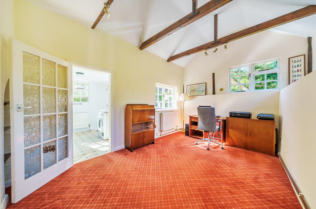 Detached House for sale with 5 bedrooms, Development Potential