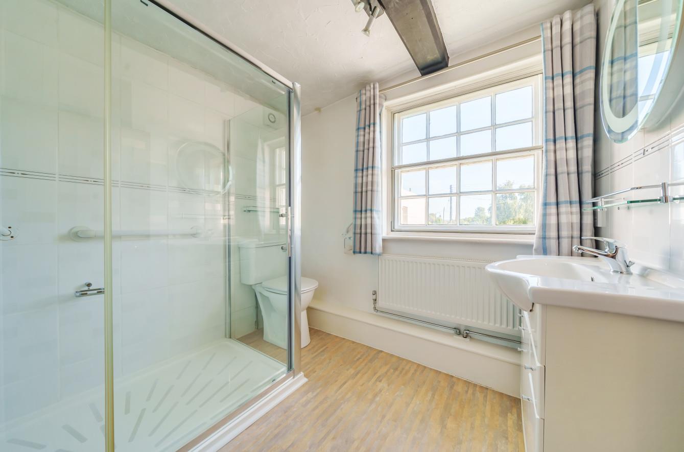 Detached House for sale with 5 bedrooms, Development Potential