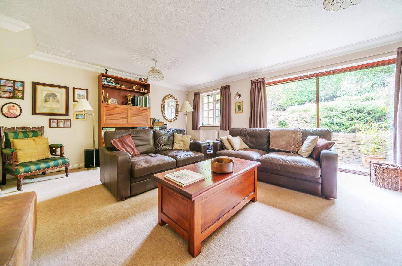 Detached House for sale with 4 bedrooms, Detached Four Bedroom Residence Fringes of