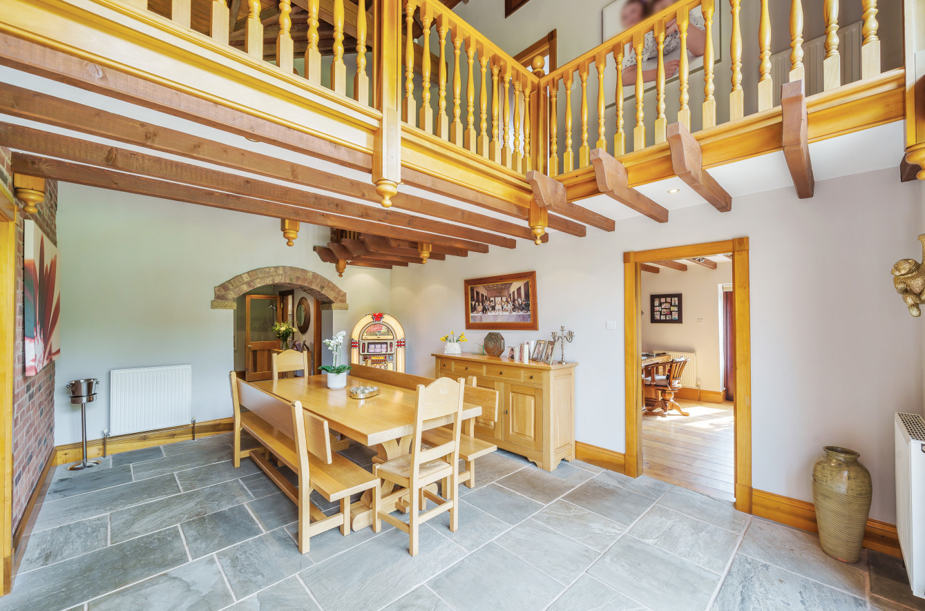 Detached House for sale with 6 bedrooms, Hambleton House, Stutton