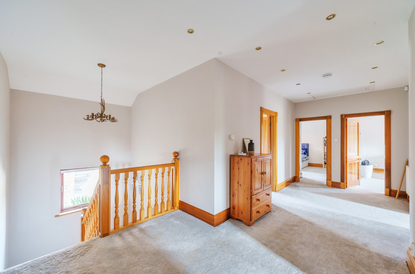 Detached House for sale with 6 bedrooms, Hambleton House, Stutton