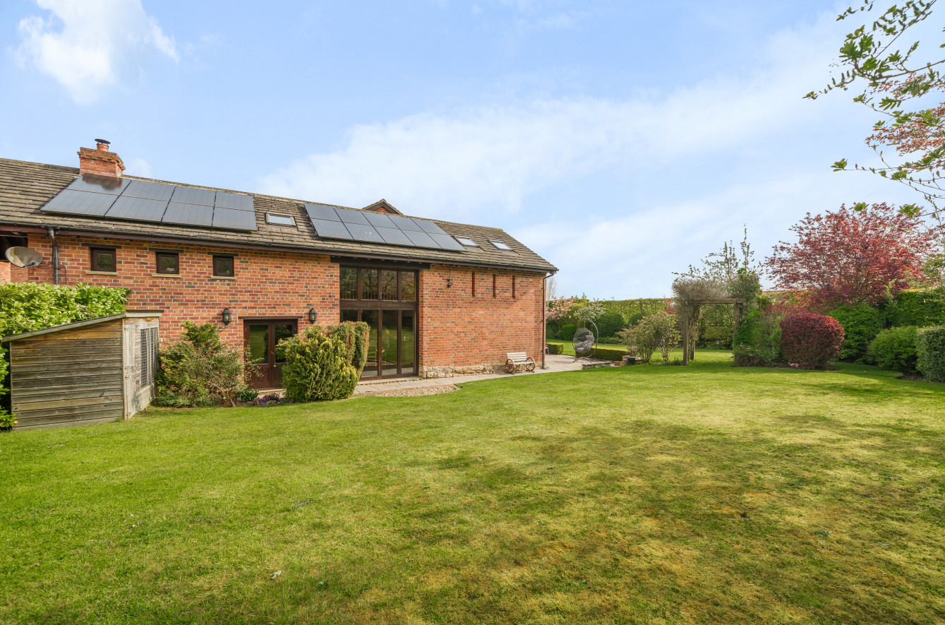 Detached House for sale with 6 bedrooms, Hambleton House, Stutton