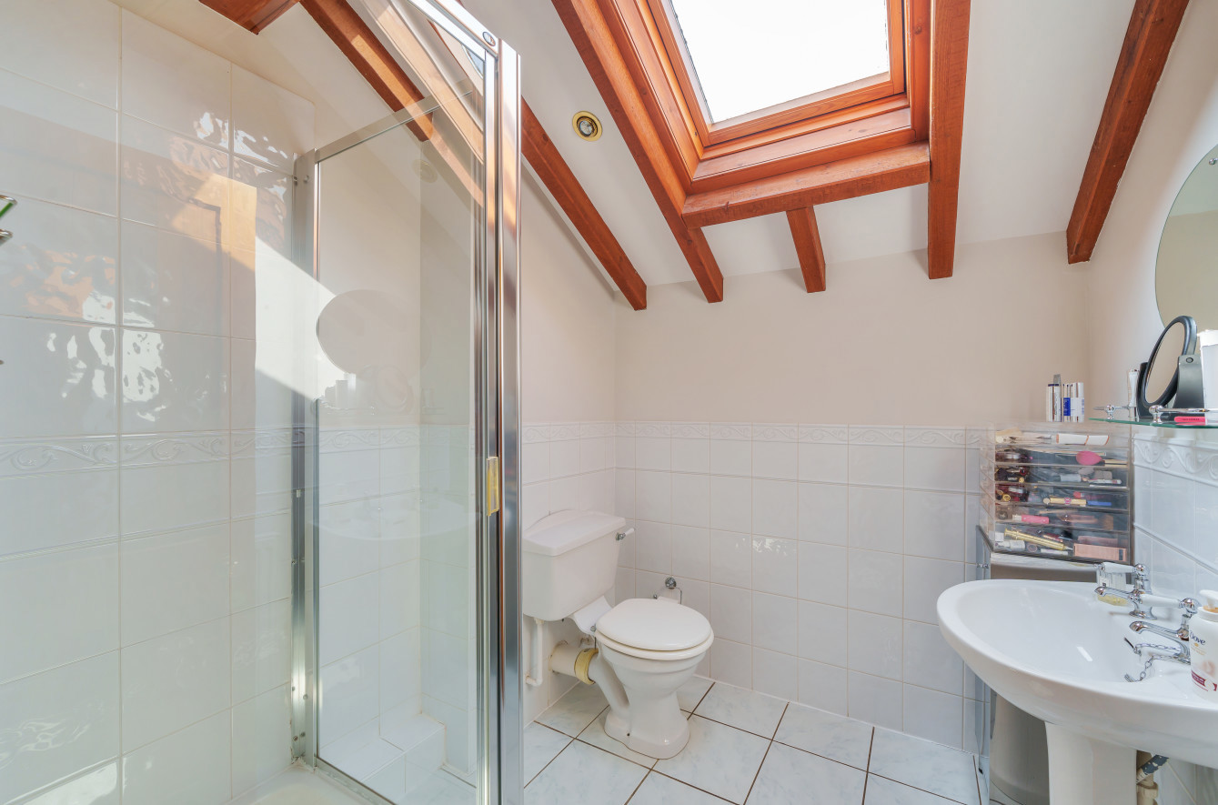 Detached House for sale with 6 bedrooms, Hambleton House, Stutton