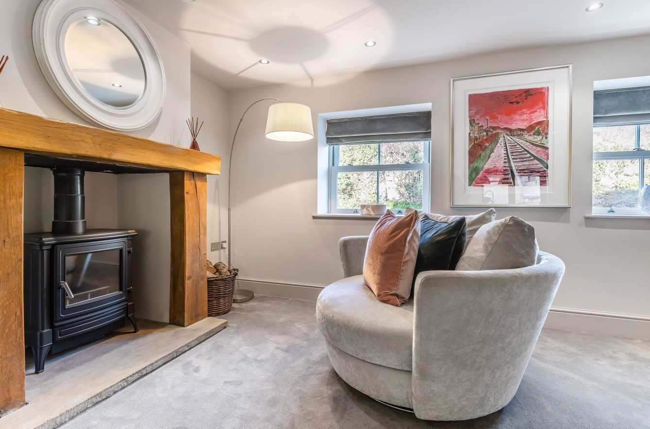 Detached House for sale with 2 bedrooms, Heathfield Cottage, Whitegate