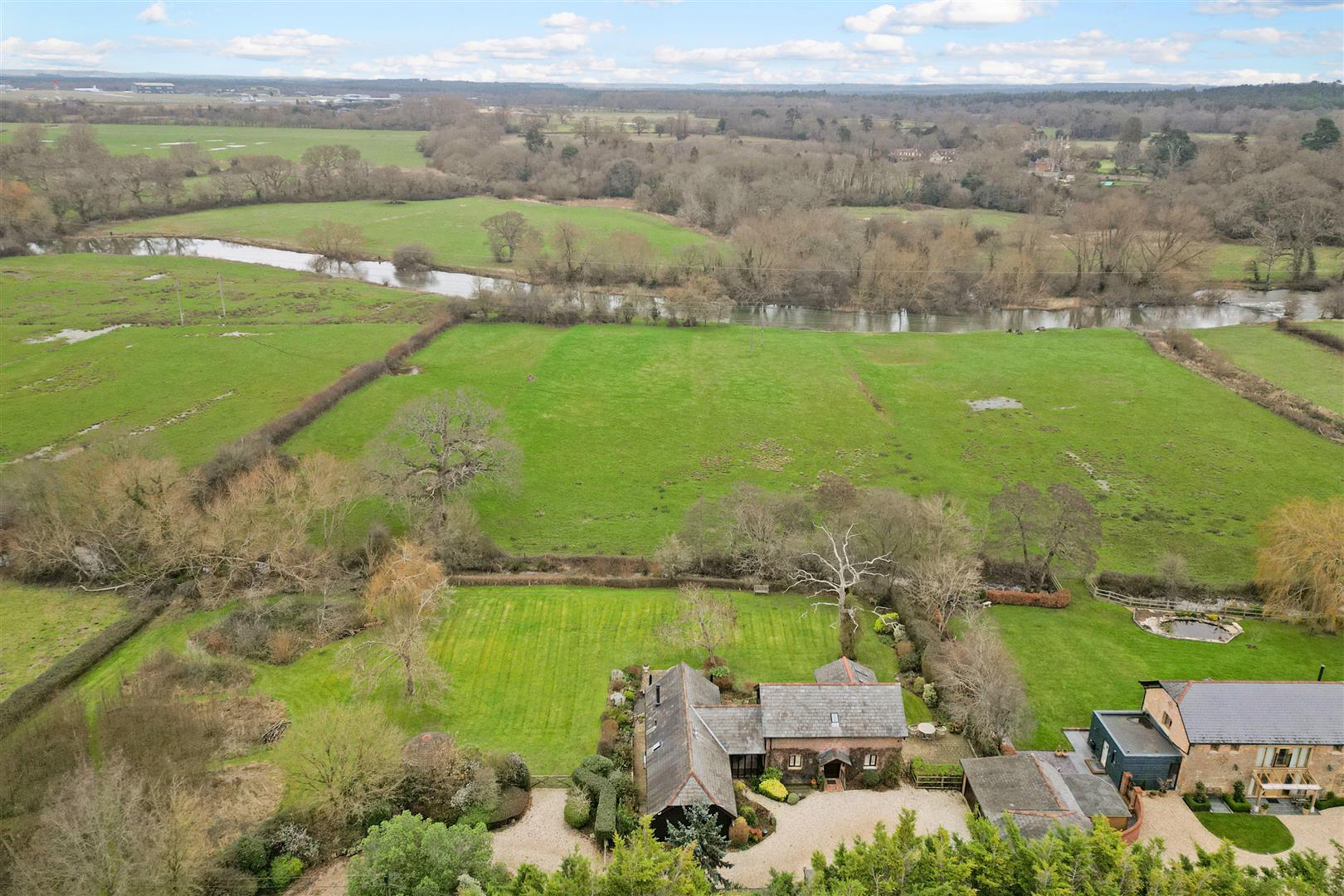 Detached House for sale with 4 bedrooms, Throop Road, Bournemouth