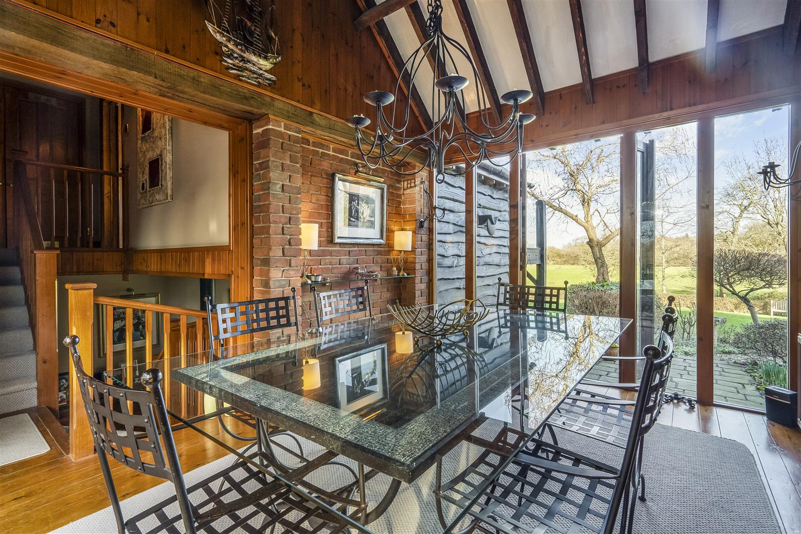 Detached House for sale with 4 bedrooms, Throop Road, Bournemouth