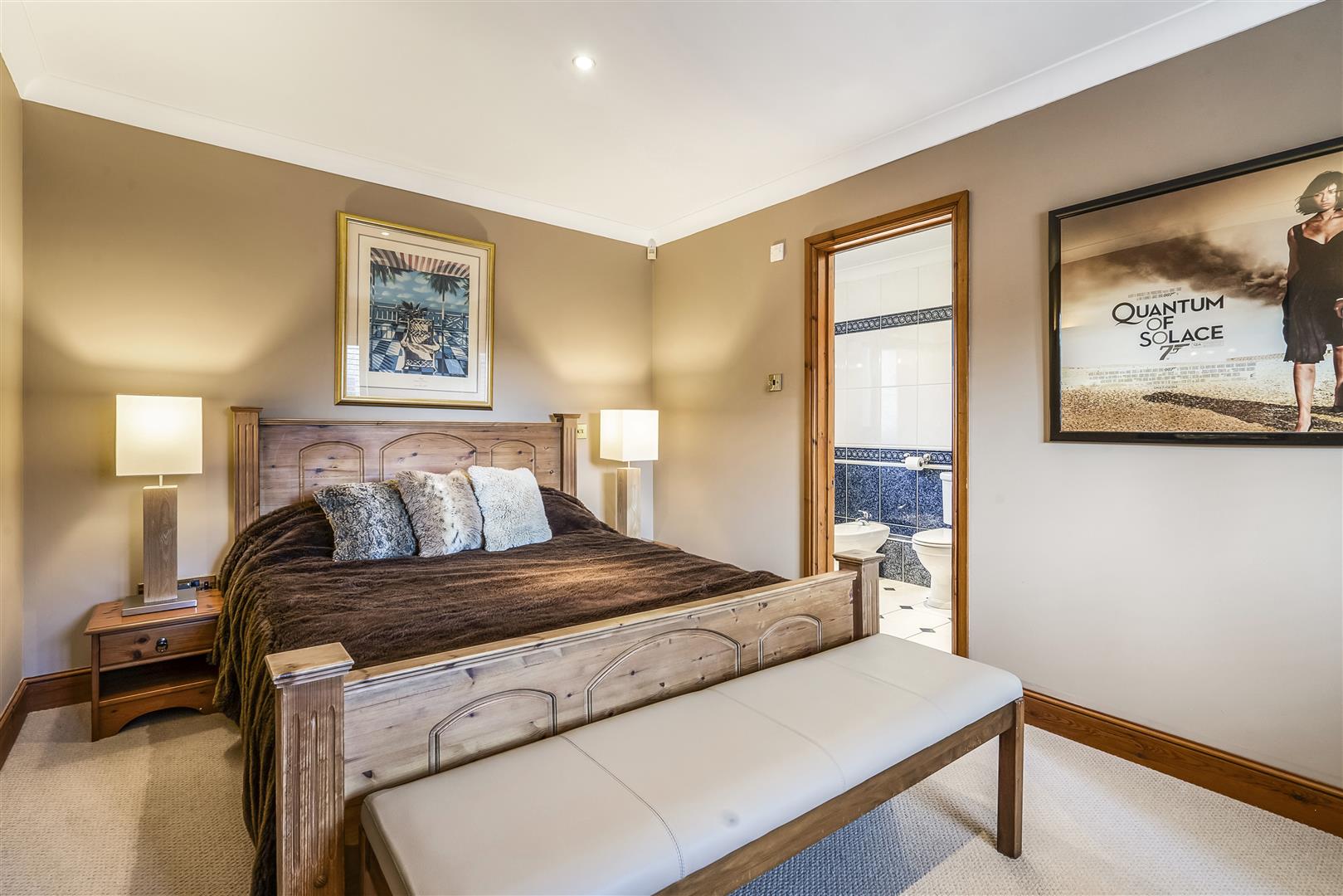 Detached House for sale with 4 bedrooms, Throop Road, Bournemouth