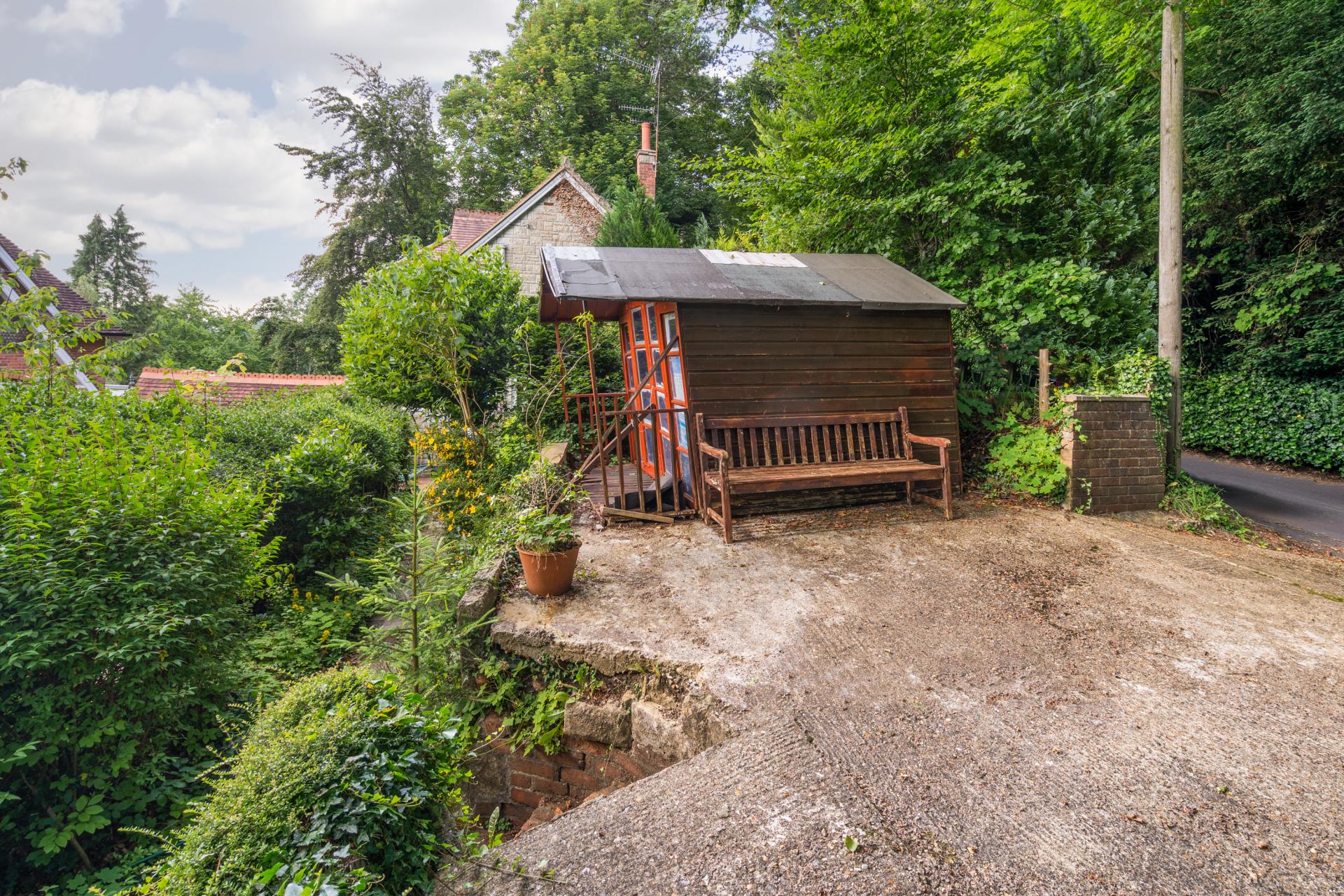 3 bedroom Cottage for sale in Woldingham