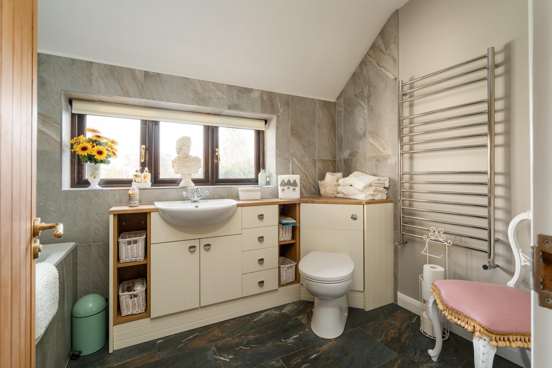 Detached House for sale with 6 bedrooms, Woldingham, Surrey Fine