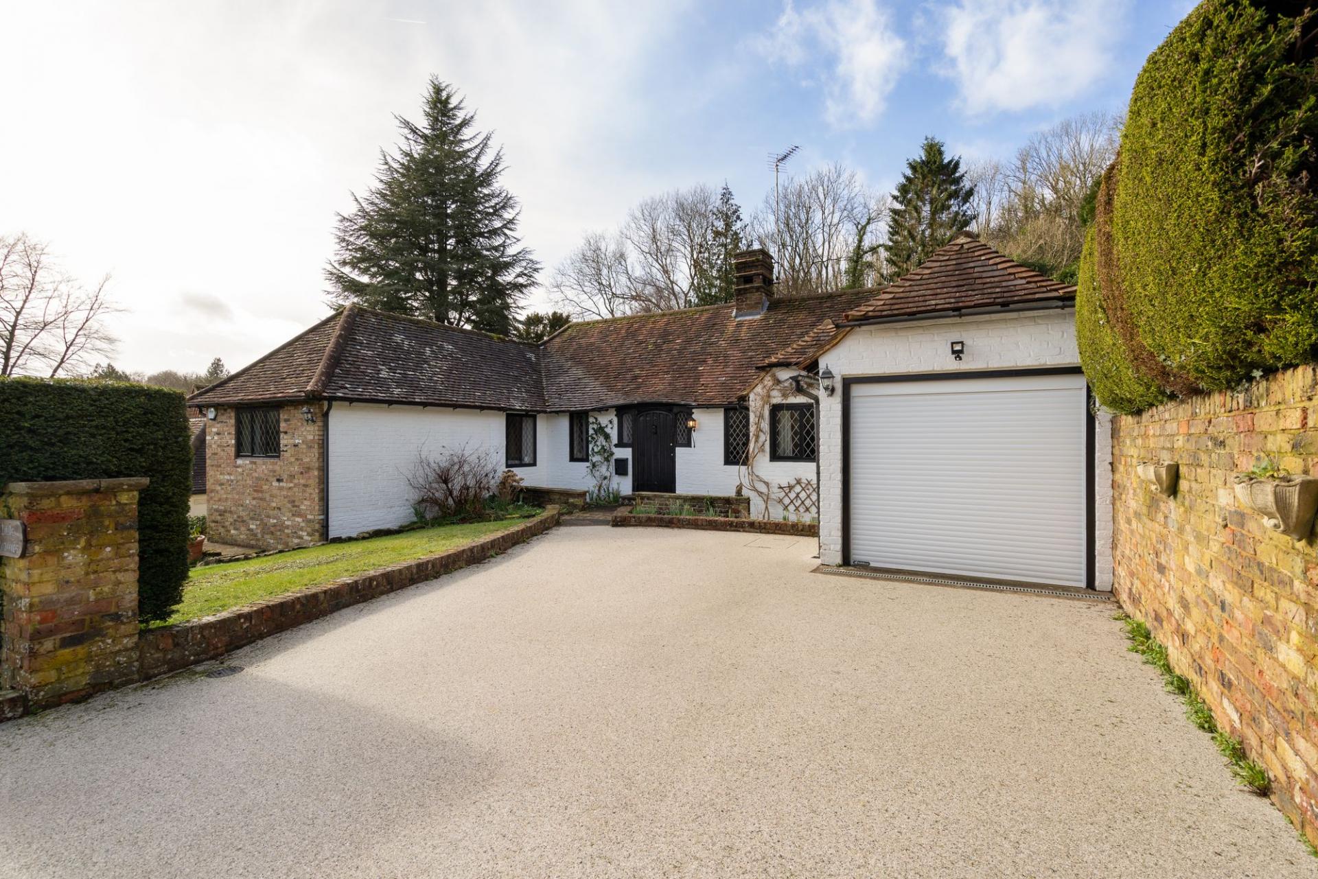 Detached House for sale with 4 bedrooms, Dome Hill Peak, Caterham