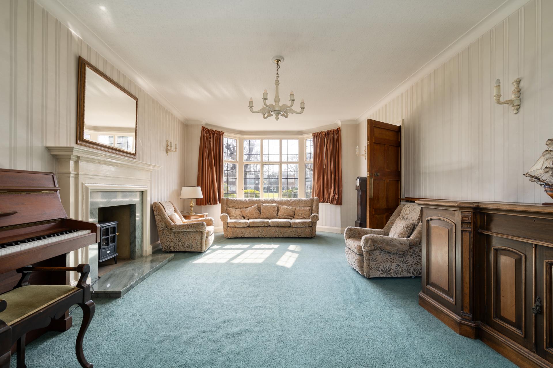 Detached House for sale with 4 bedrooms, Warham Road Fine & Country