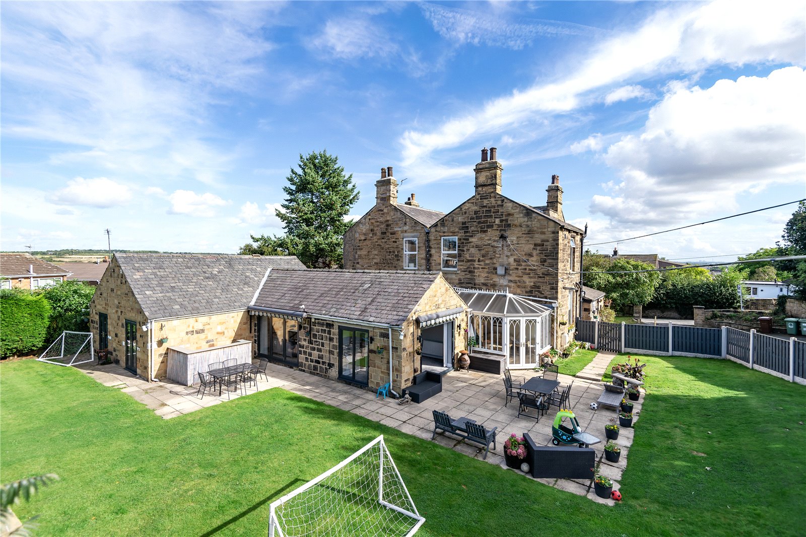 Detached House for sale with 7 bedrooms, Applegarth House, Applegarth