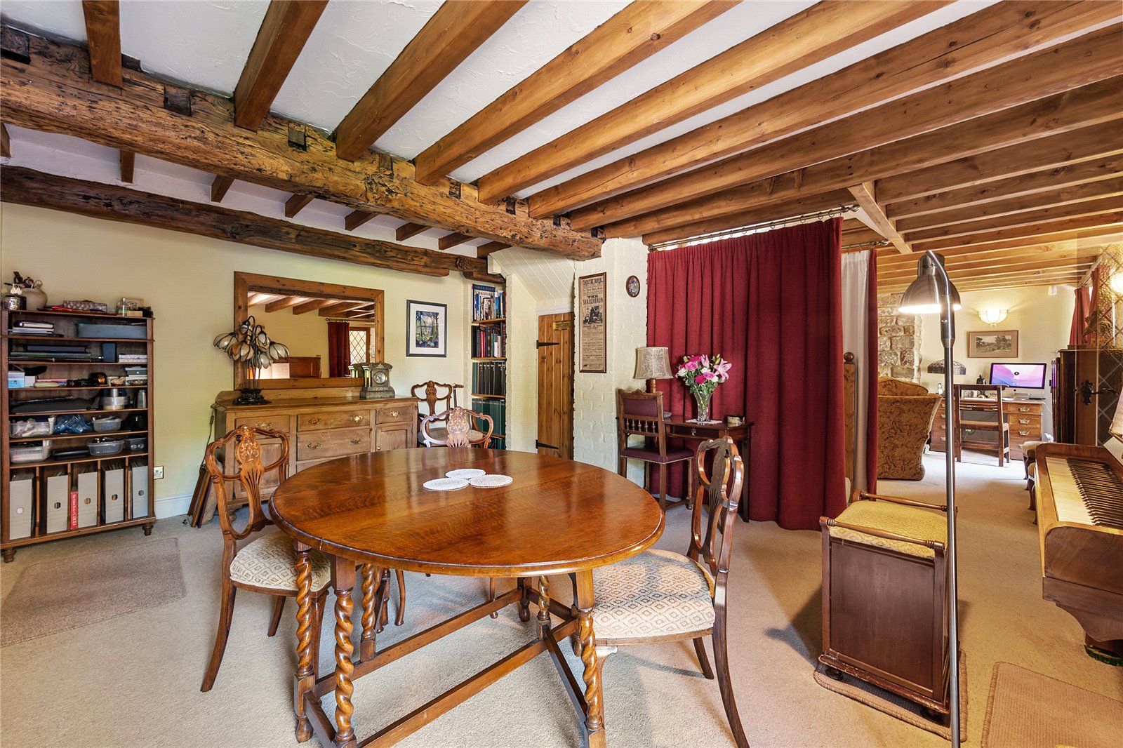 Detached House for sale with 4 bedrooms, The Stables, Weetwood Lane