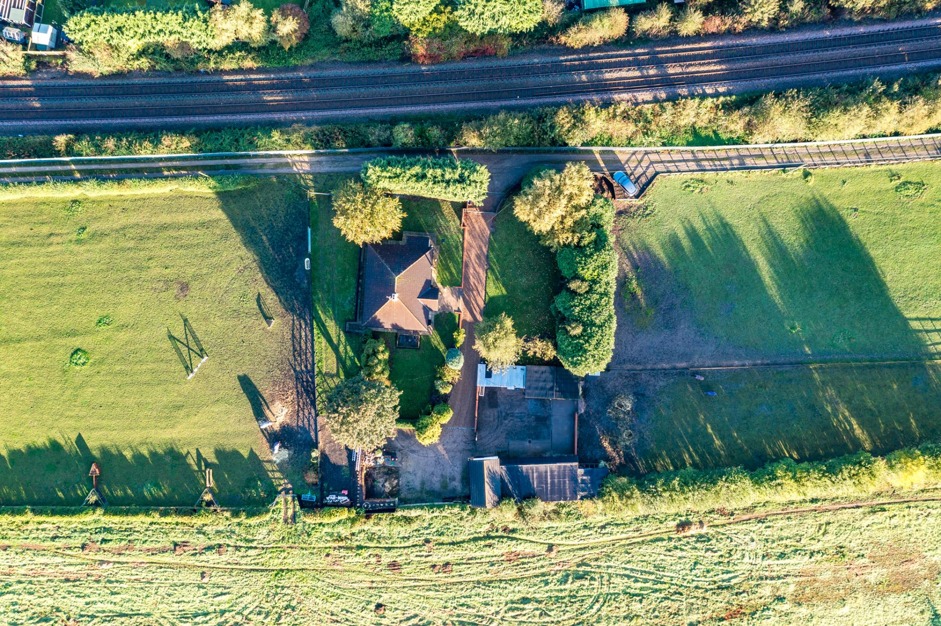 Equestrian for sale with 3 bedrooms, Knottingley Road, Pontefract Fine & Country