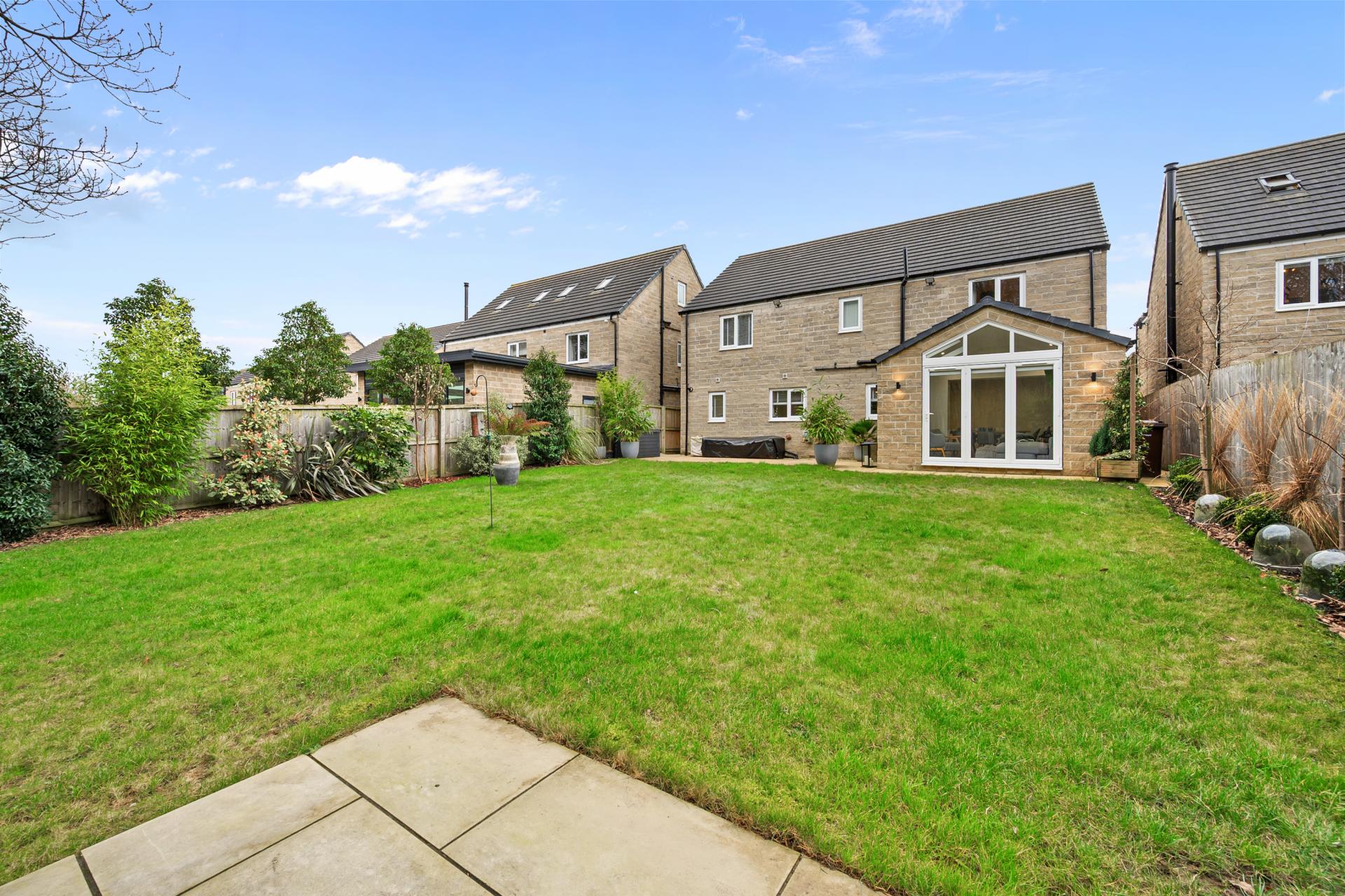 Detached House for sale with 5 bedrooms, Patch Wood View, Newmillerdam