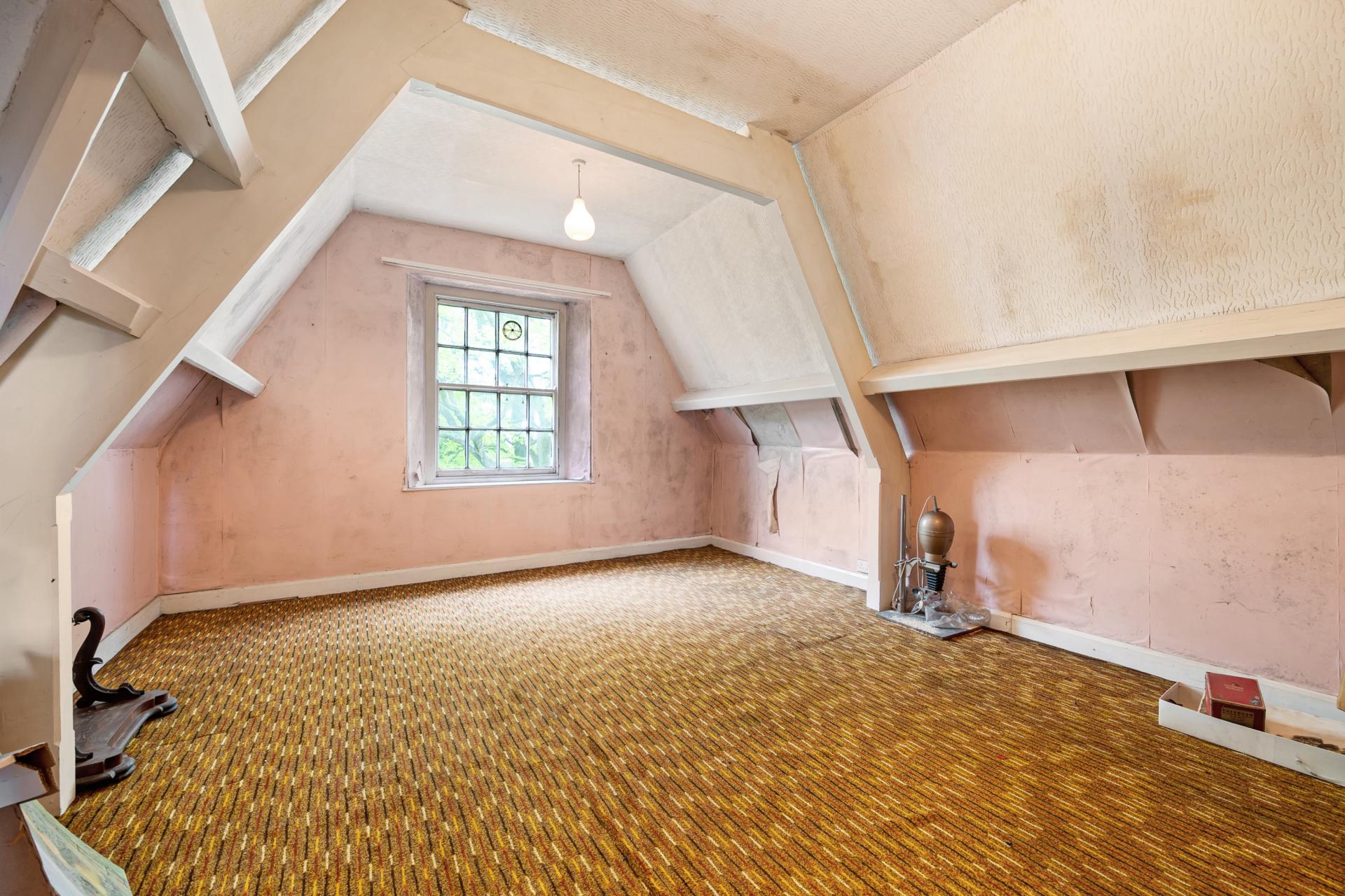 SemiDetached House for sale with 6 bedrooms, Went Edge Road, Kirk