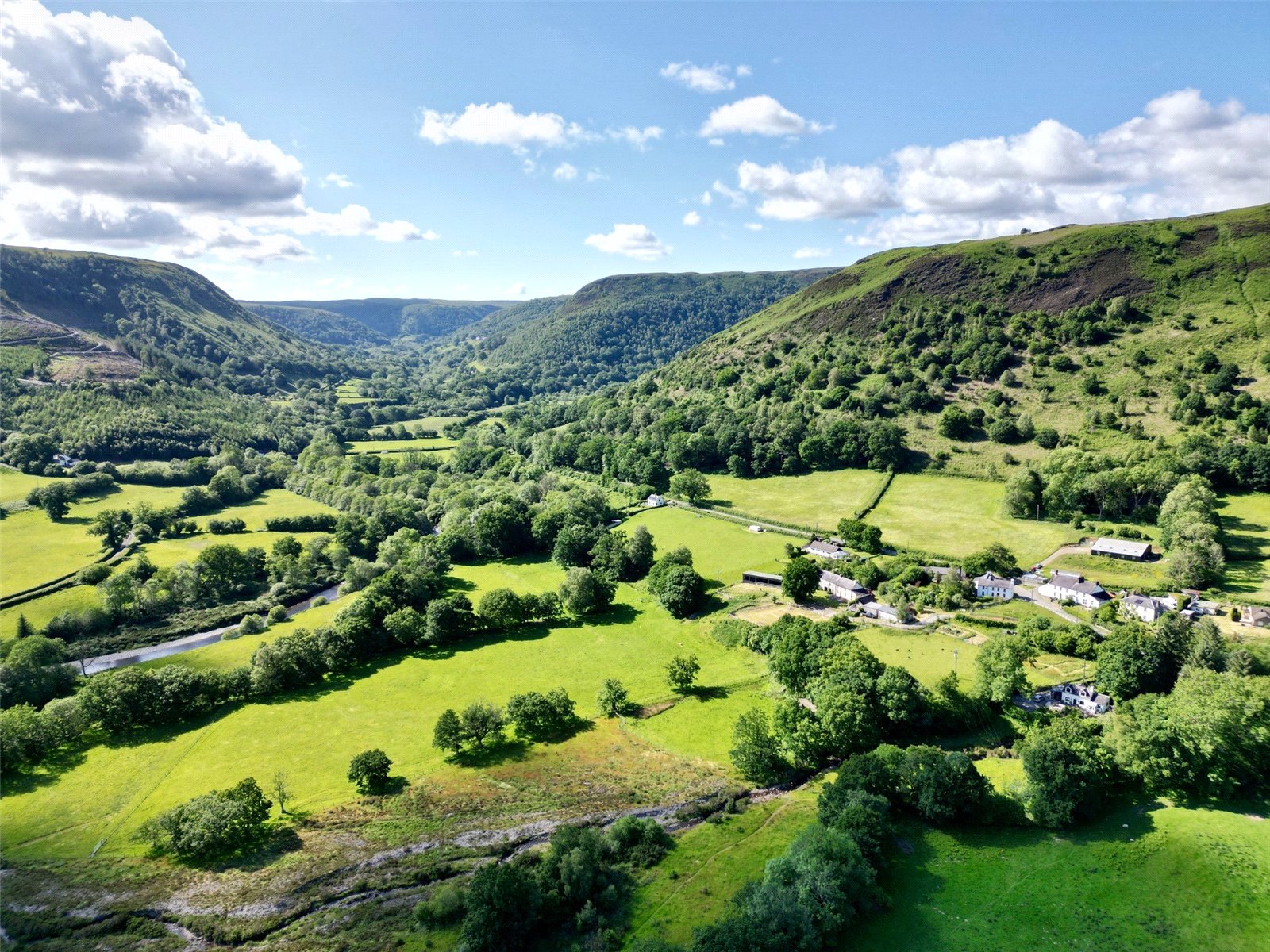 Detached House for sale with 4 bedrooms, Rhandirmwyn, Llandovery Fine