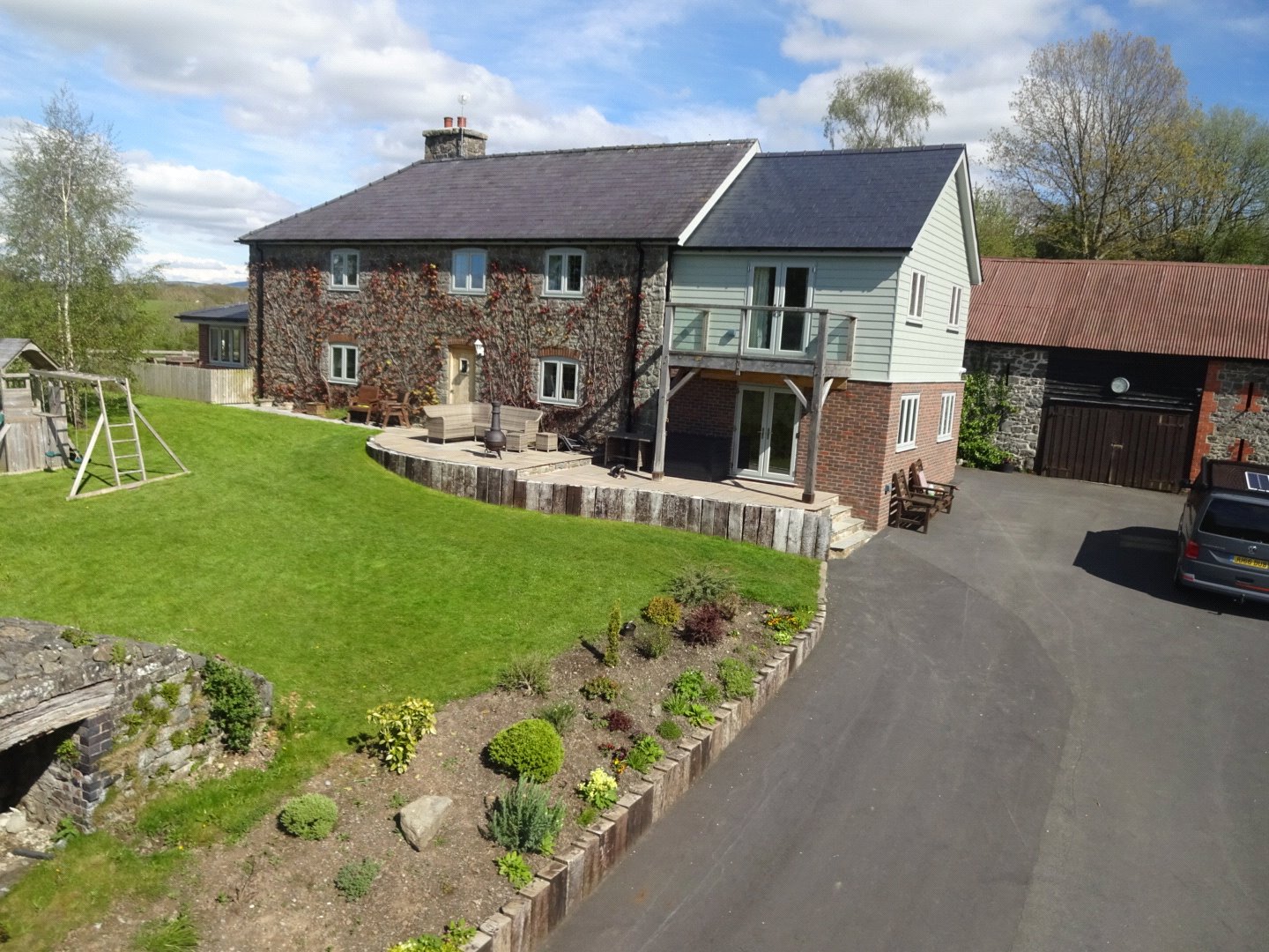 5 bedroom Detached House for sale in Llandrindod Wells