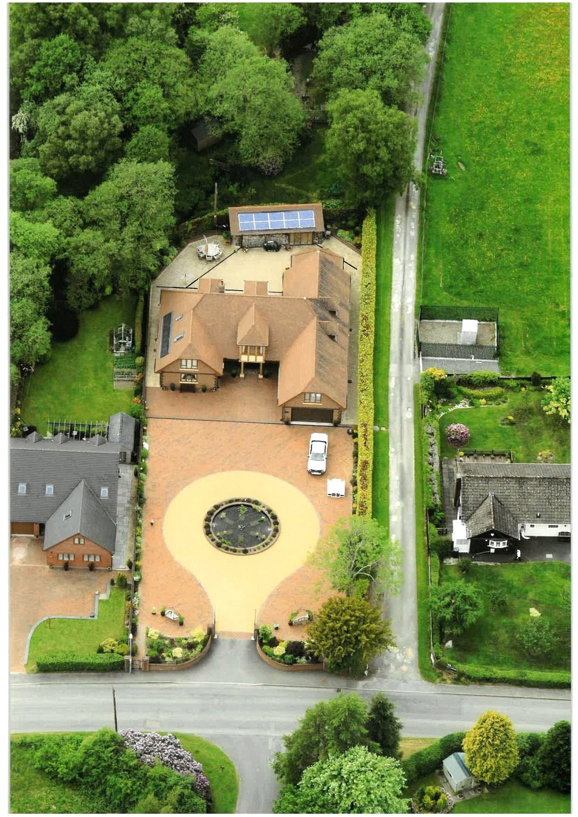 5 bedroom Detached House for sale in Powys