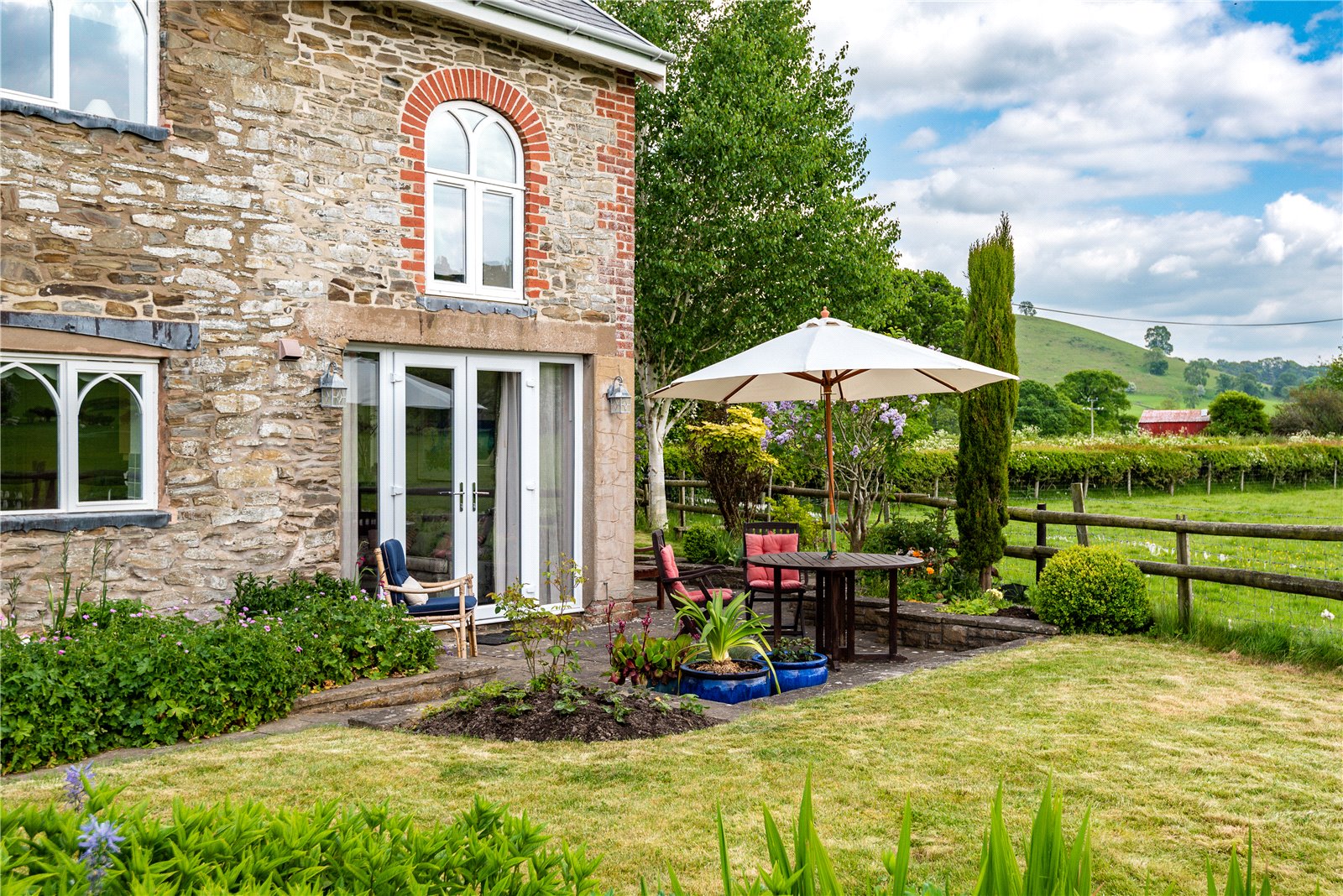 Detached House for sale with 4 bedrooms, Castle Caereinion, Welshpool