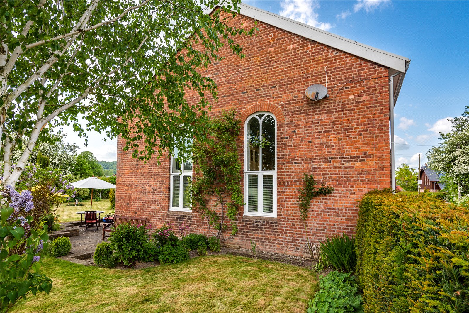 Detached House for sale with 4 bedrooms, Castle Caereinion, Welshpool