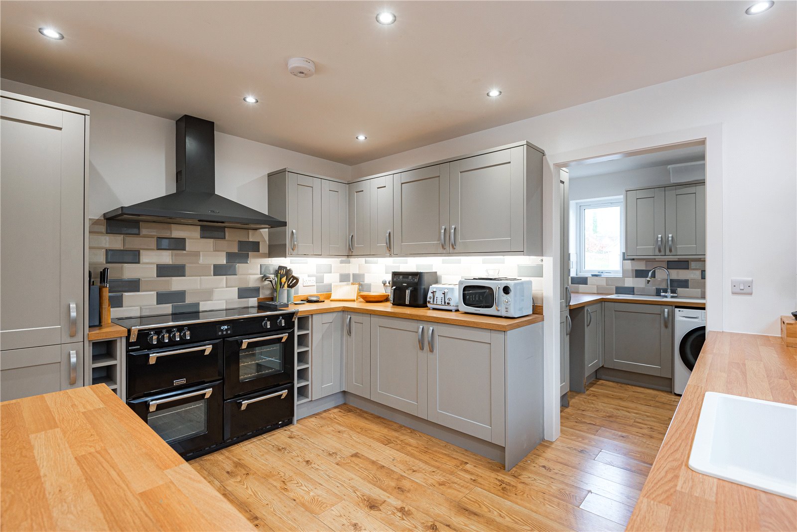 Detached House for sale with 4 bedrooms, 1 Goledd Dyfi, Commins Coch