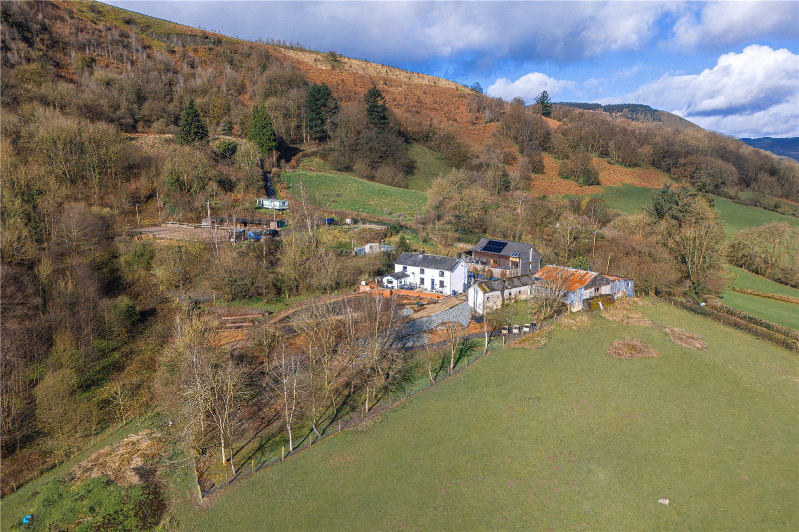 House for sale with 3 bedrooms, Pontdolgoch, Caersws | Fine & Country