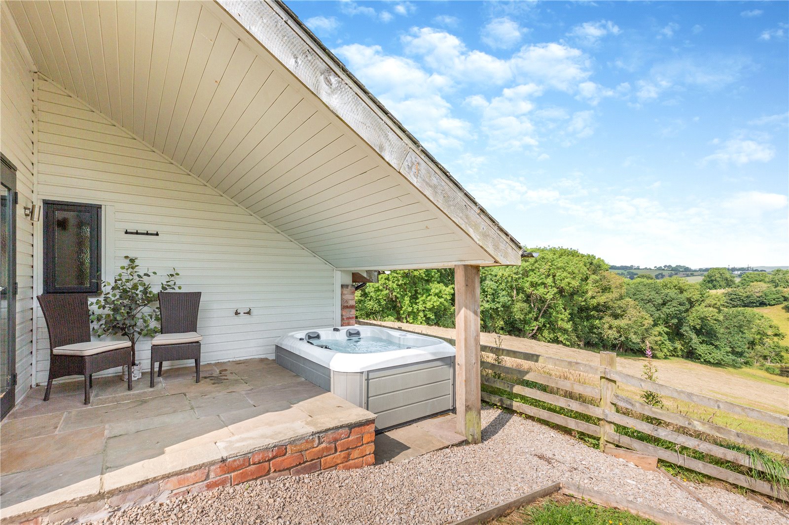 Detached House for sale with 17 bedrooms, Aberhafesp, Newtown Fine