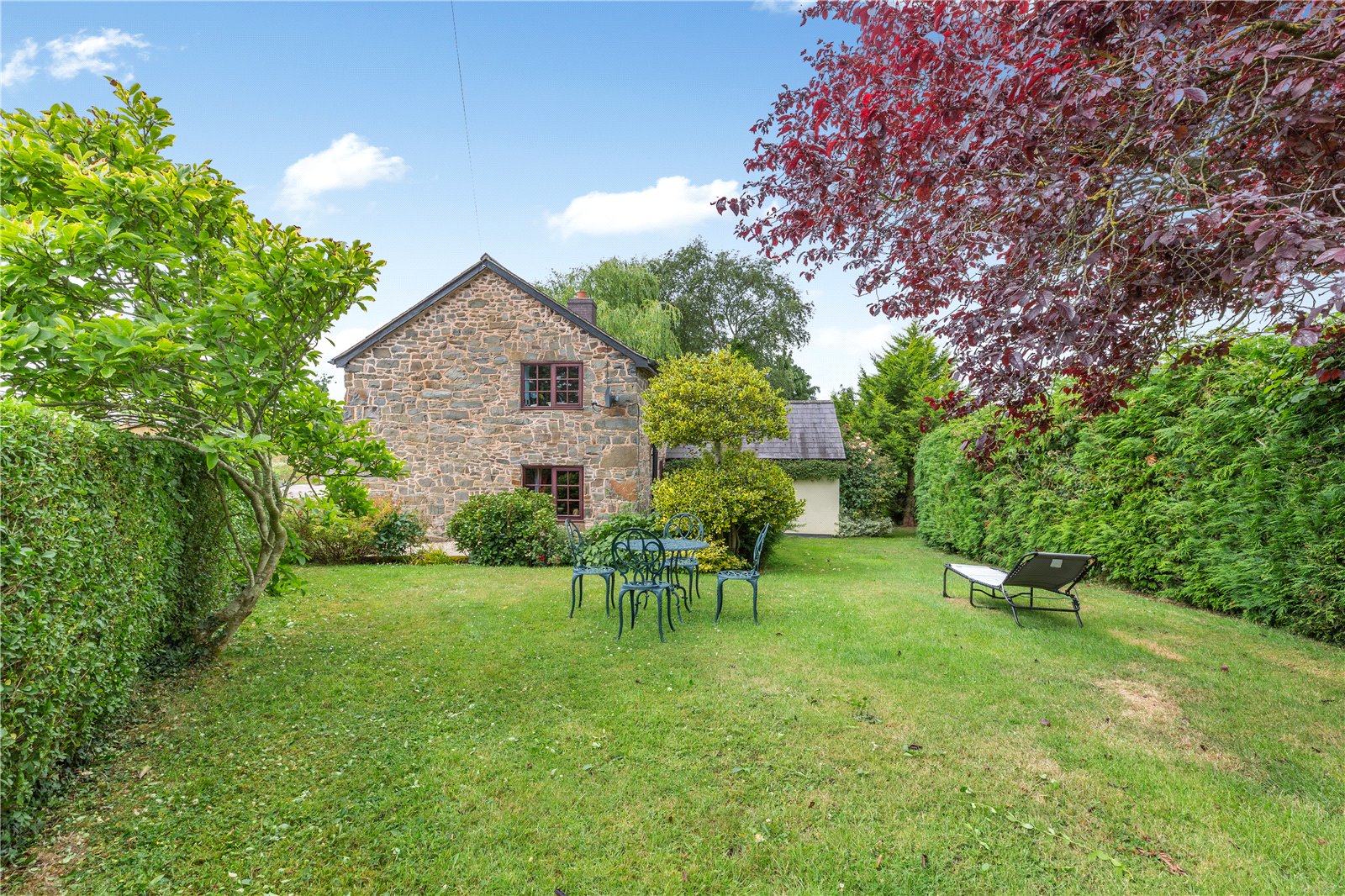 Detached House for sale with 17 bedrooms, Aberhafesp, Newtown Fine