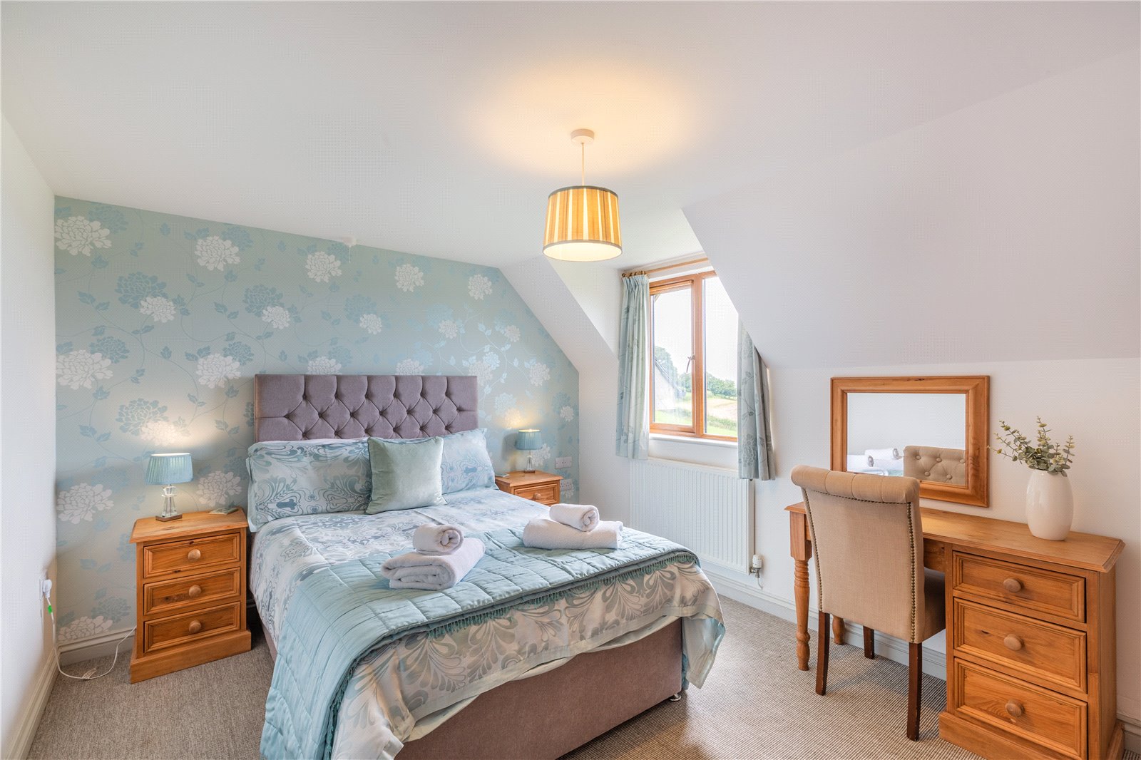 Detached House for sale with 17 bedrooms, Aberhafesp, Newtown Fine