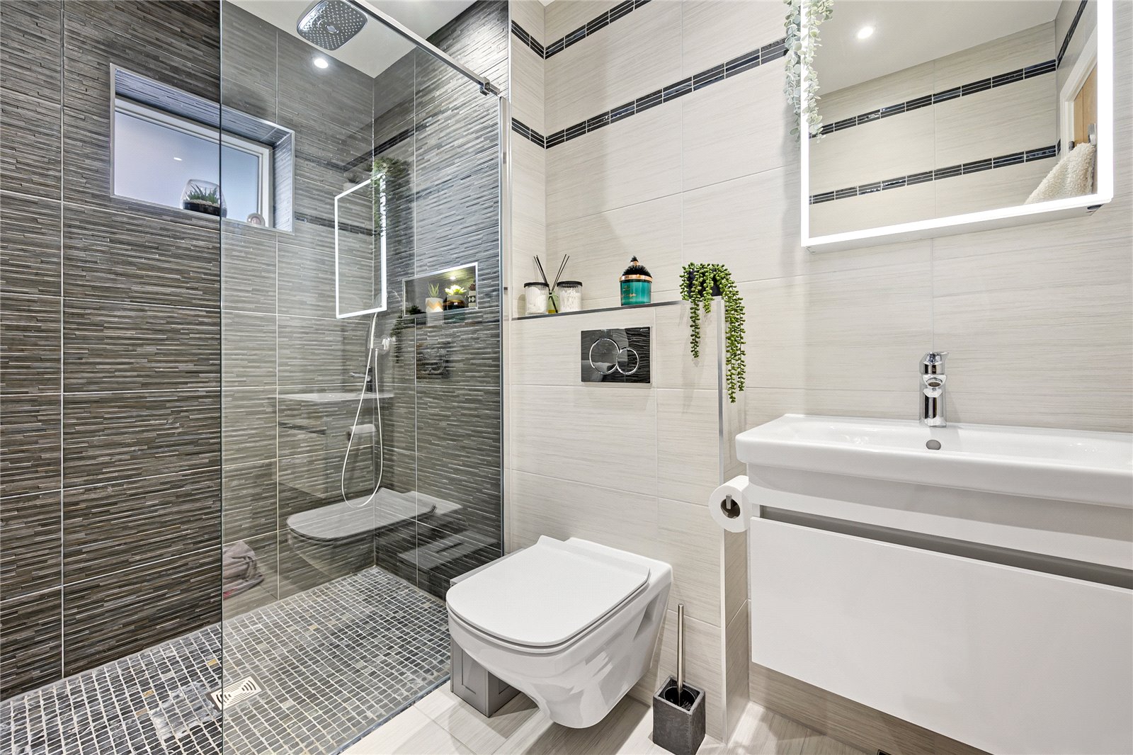 House for sale with 5 bedrooms, The Drive, Brockhall Village Fine